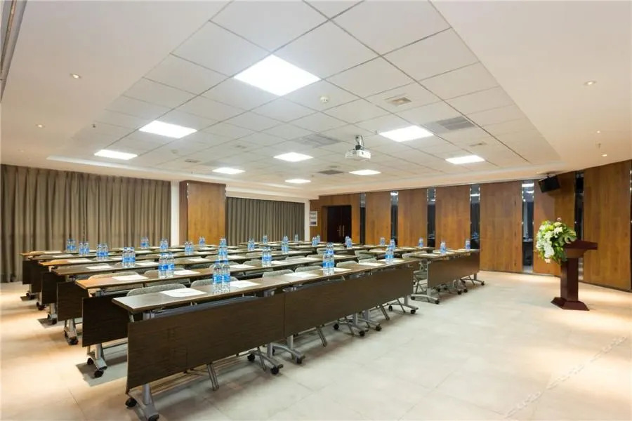 Baiyang Hotel