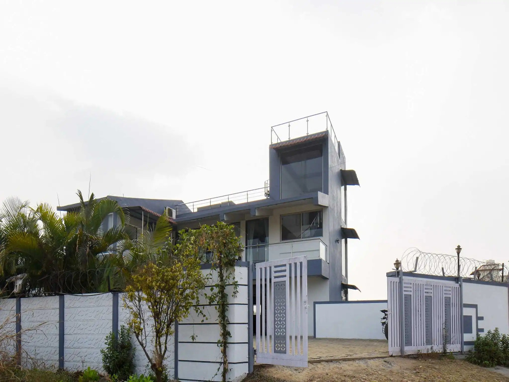 DanCenter Arohi Villa | 4BHK | Pvt Pool | Lonavala