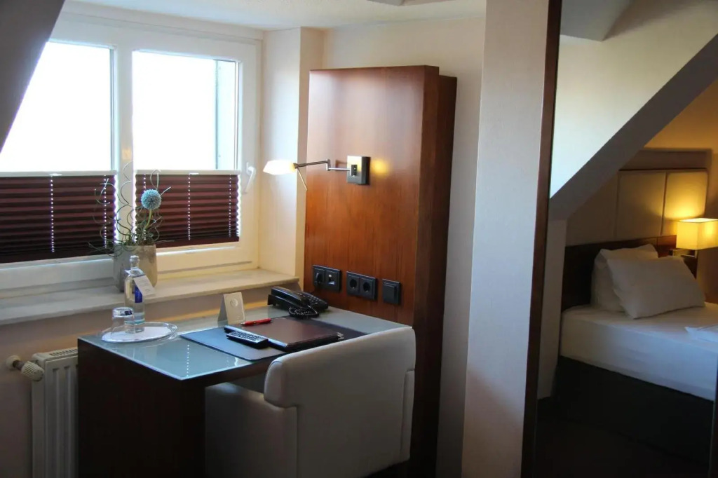 Adena Hotel