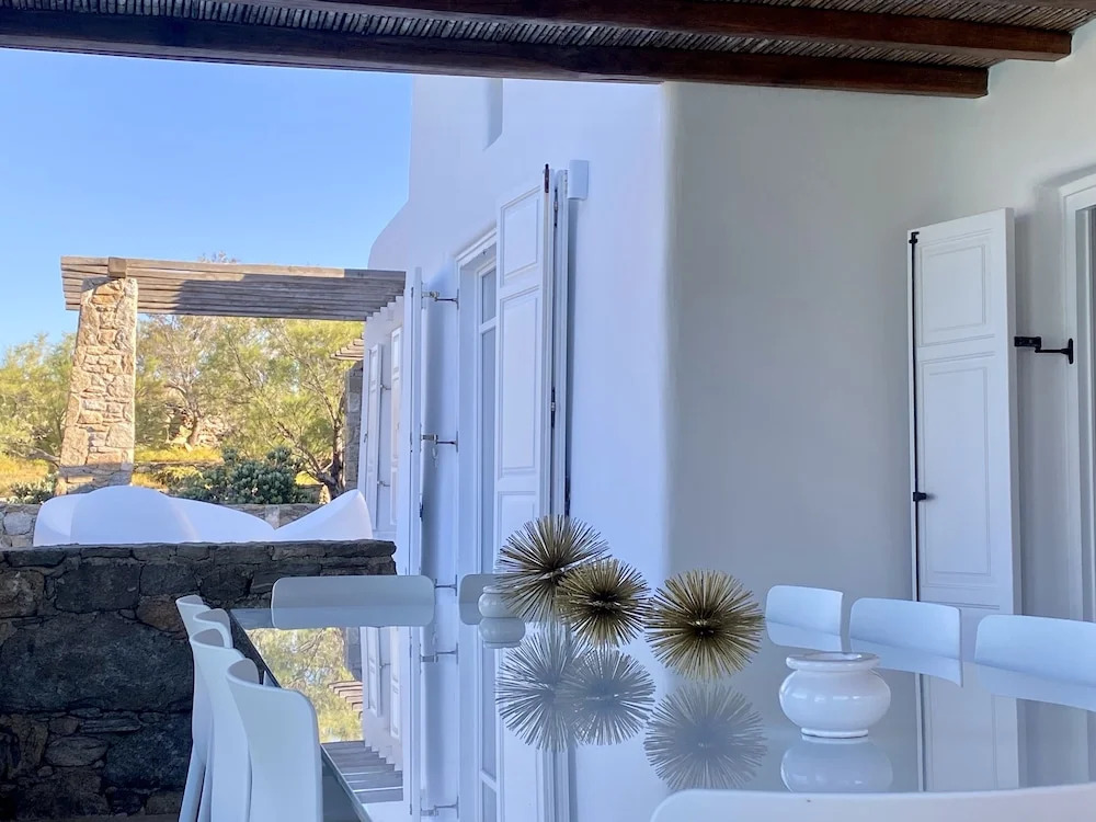 Villa Alessandra - Near Ornos Beach