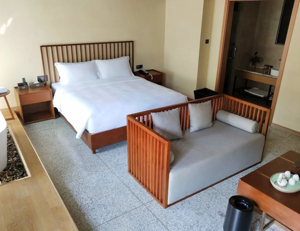 Yueqi Shanju Hotel