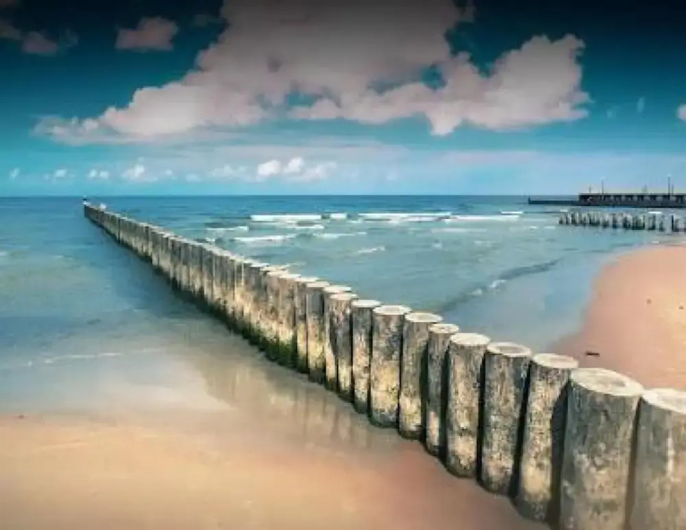 Holiday homes by the sea, quiet neighborhood
