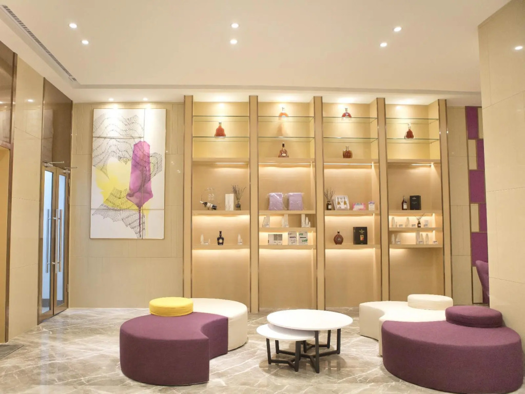 Lavande Hotel (Shenzhen North Railway Station, Gangtou Metro Station)