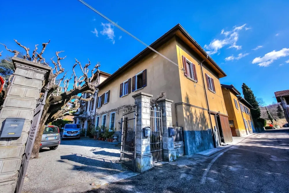 Anita Lake Fitness Retreat - Happy Rentals
