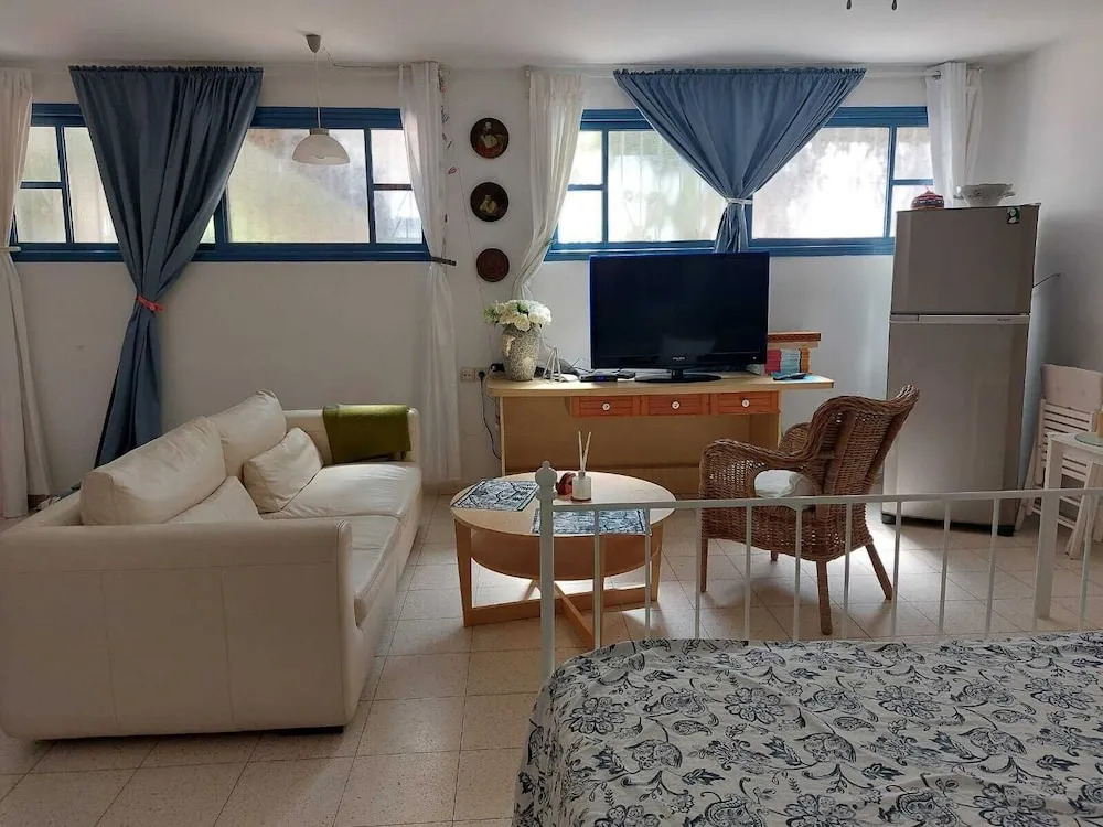 Barud Gedera Israel