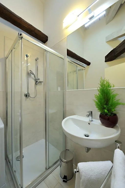 Lovely Canal View Apartment