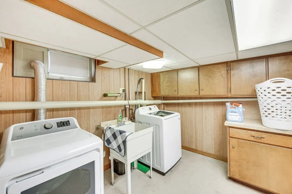 5 Mi to Hersheypark: Family Home w/ Game Room