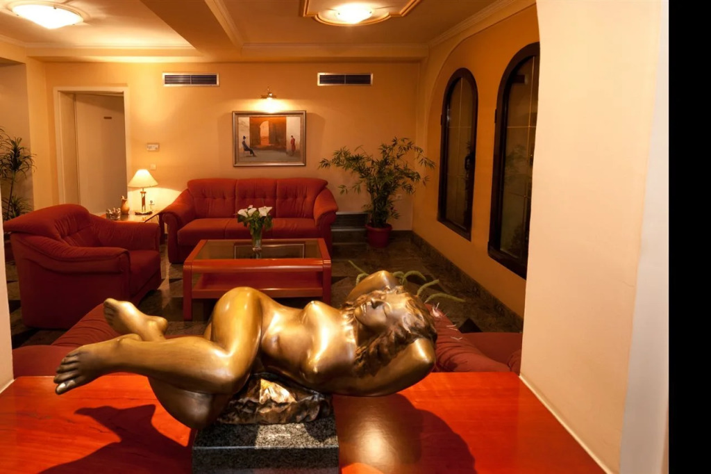 G Hotels