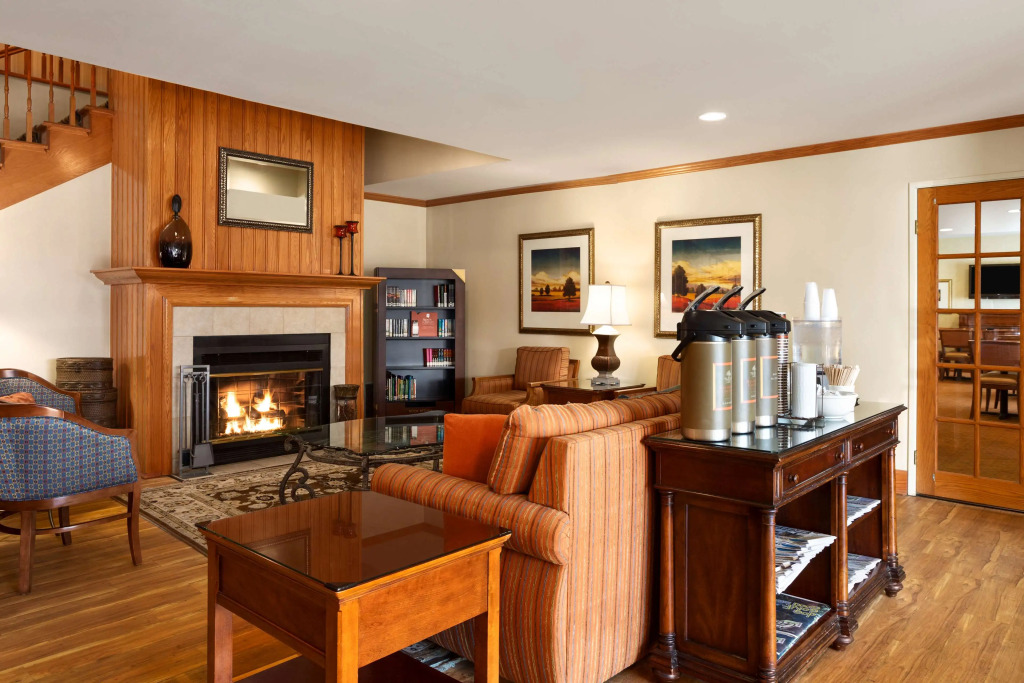 Country Inn & Suites by Radisson, Maumee - Toledo