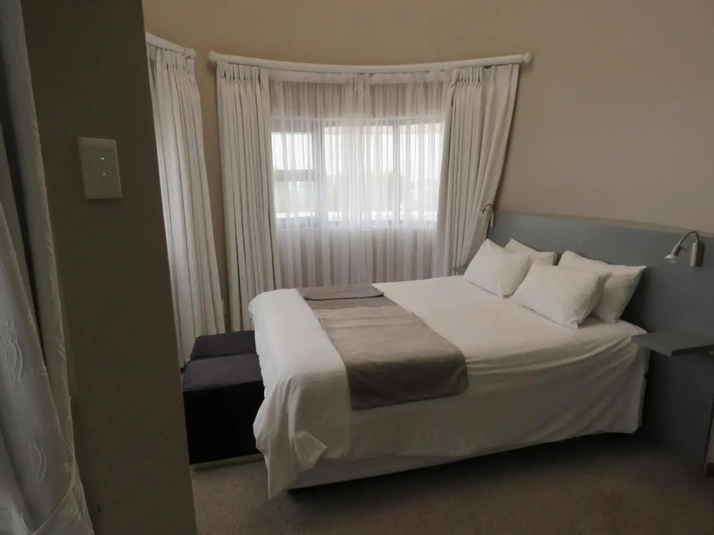 St Helena Bay Hotel