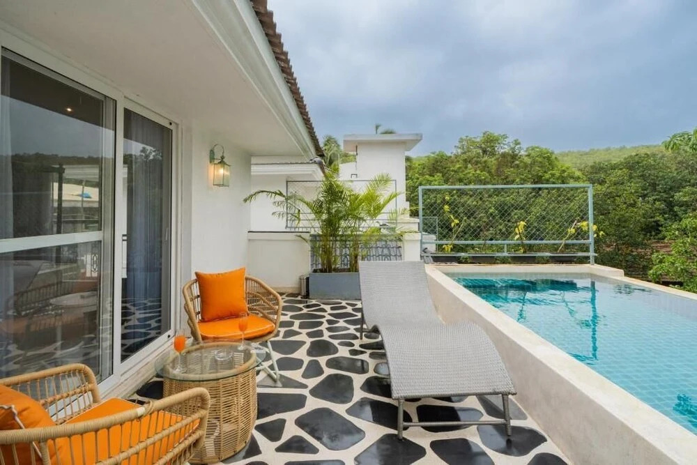 ELIVAAS Purple Coral Luxe 5-BHK Villa