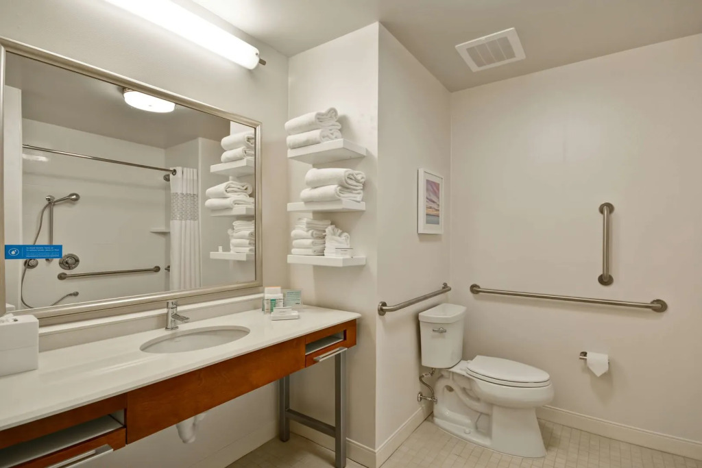 Hampton Inn & Suites Charleston Airport