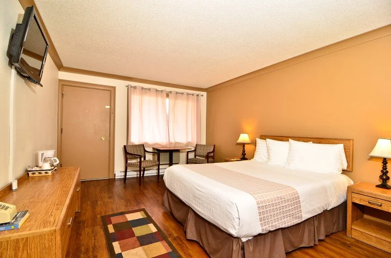 Travelodge Inn & Suites by Wyndham Saint Helens OR