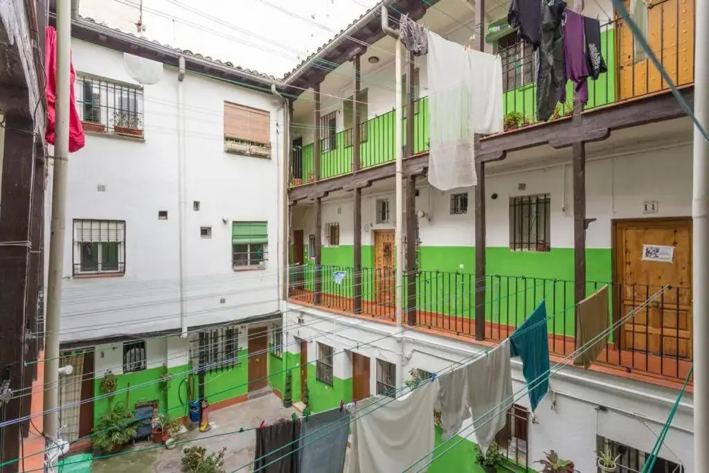 S32-Estudio con Wifi en Madrid Centro