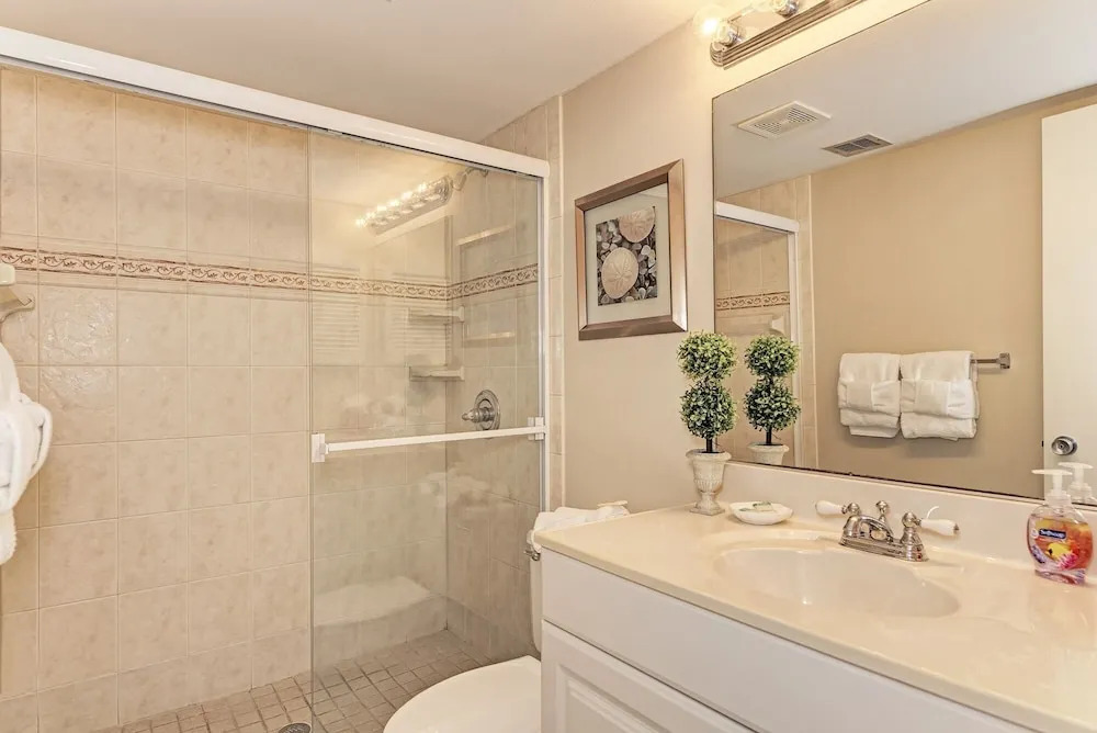 Midnight Cove Ii 911c - Excellent Beach Access! 2 Bedroom Condo
