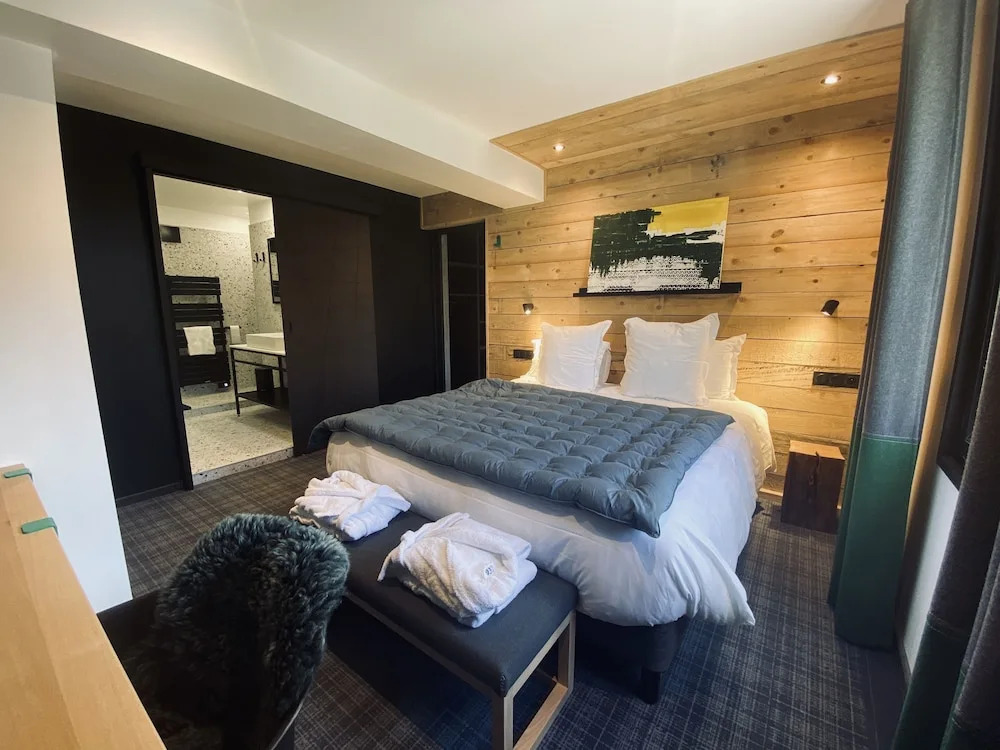 Hotel 16 - 150