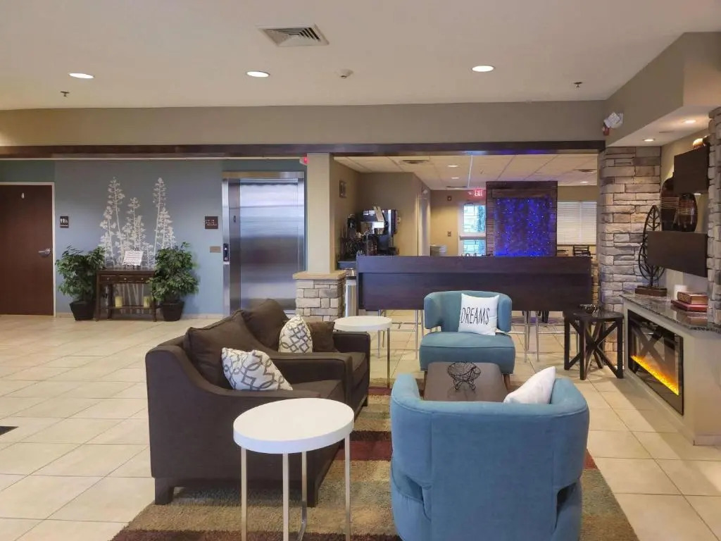 Sleep Inn & Suites Steubenville at the University