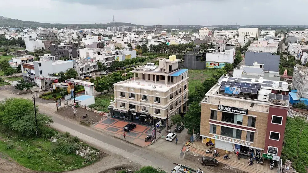 Pravasa Stay Near Luv Kush Square