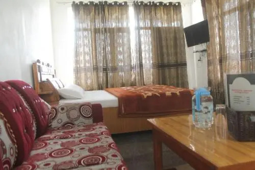 1 Br Guest House In Khajjiar (Cc8E), By Guesthouser