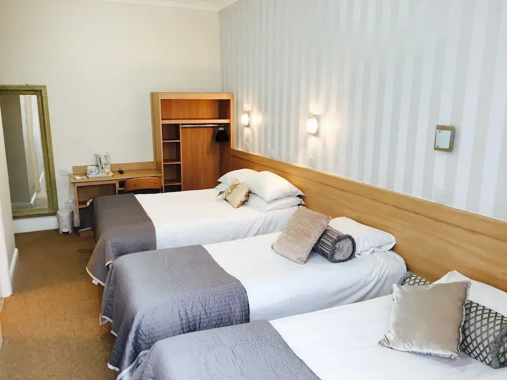 Westlynn Hotel & Apartments Free Parking Near Manchester Centre