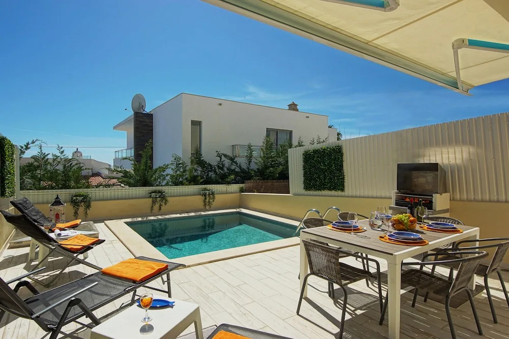 Eagle Eye Villa