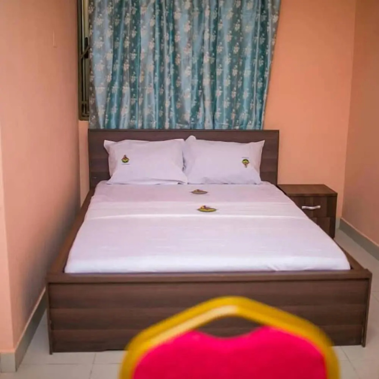 Ask Ameh Hotel