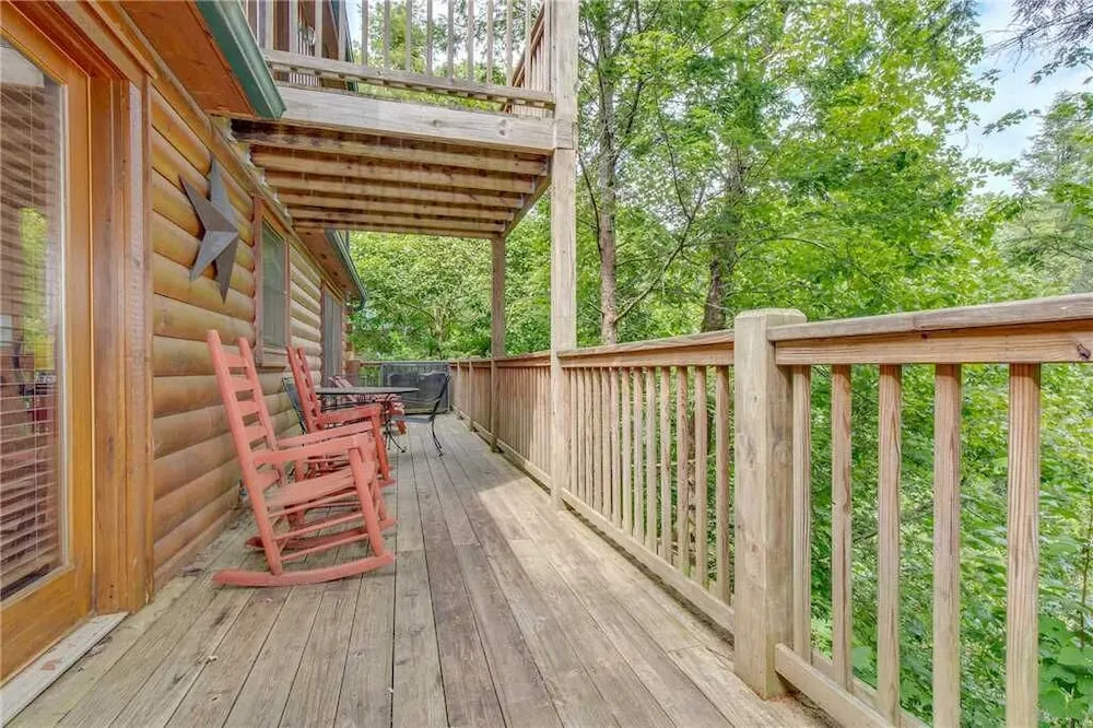 Gentle Bens Den 4 Bedroom Home
