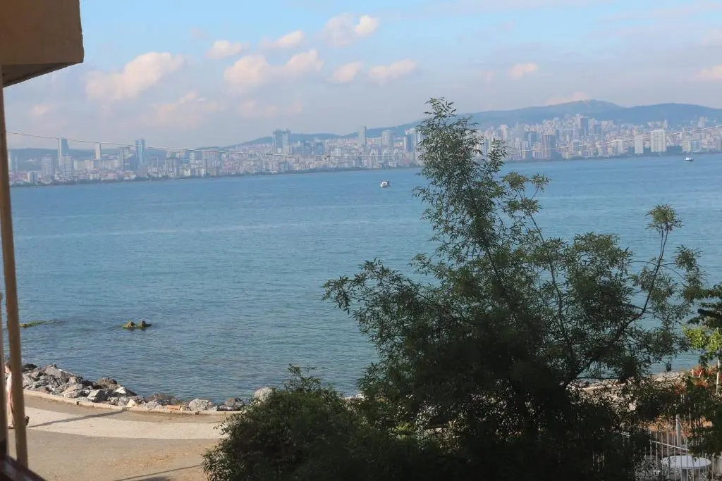 Yalı Hotel