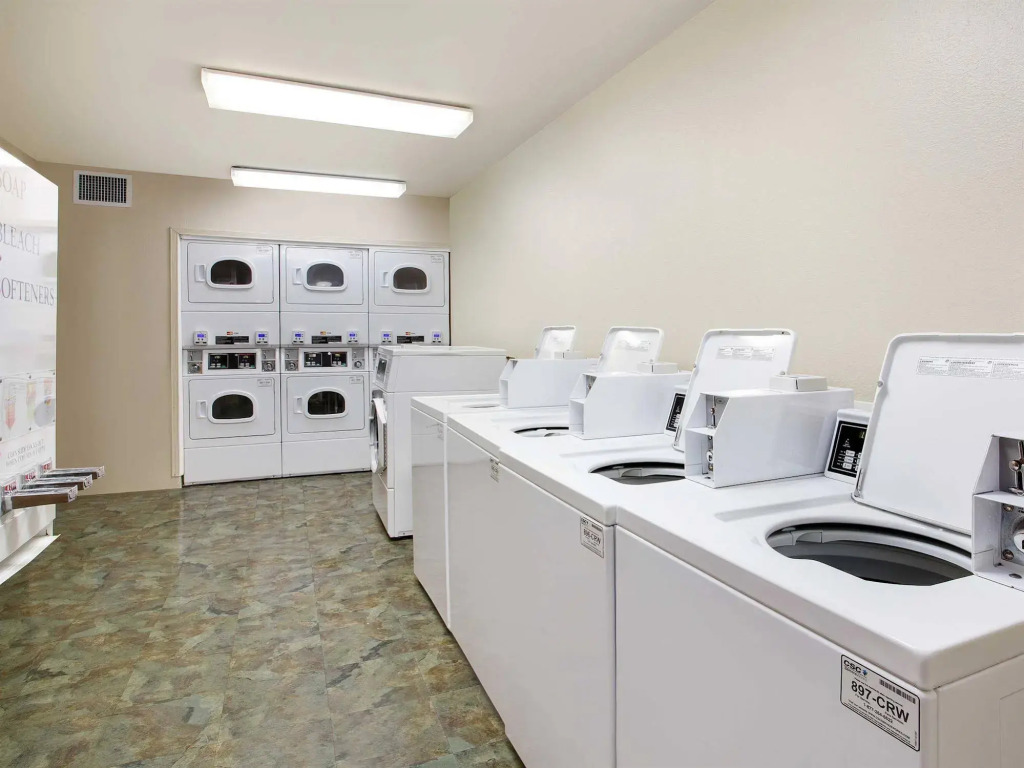 WoodSpring Suites Cincinnati Fairfield