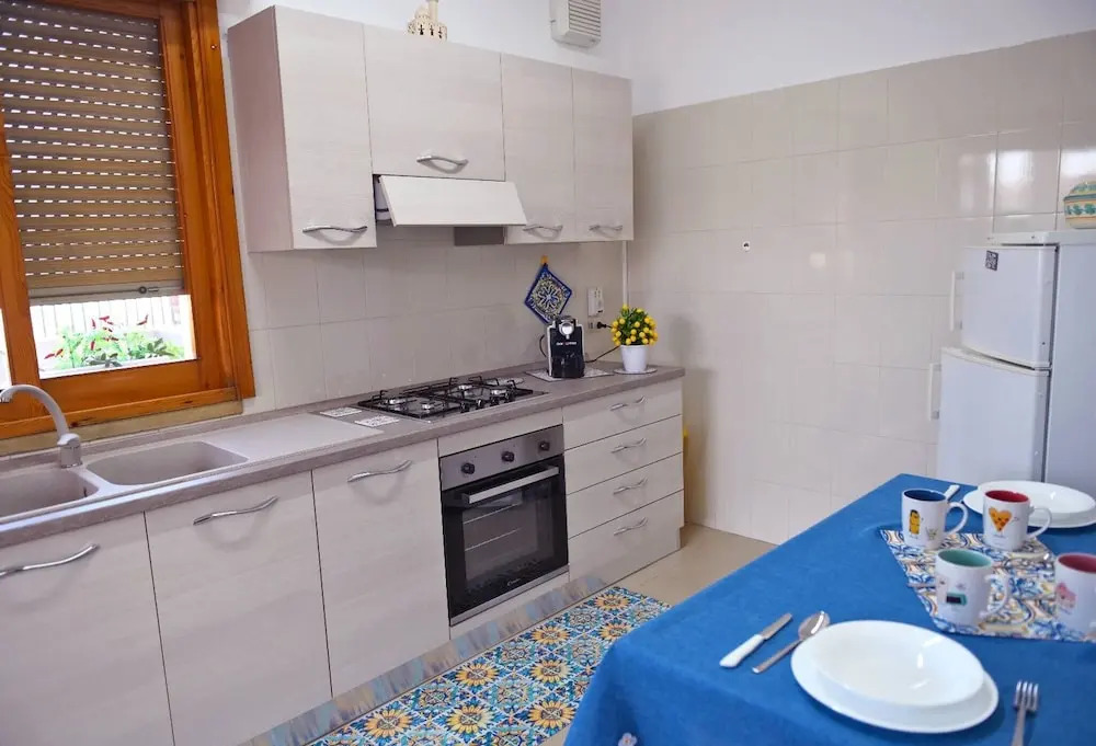 Villa Linda by the sea in South Sicily