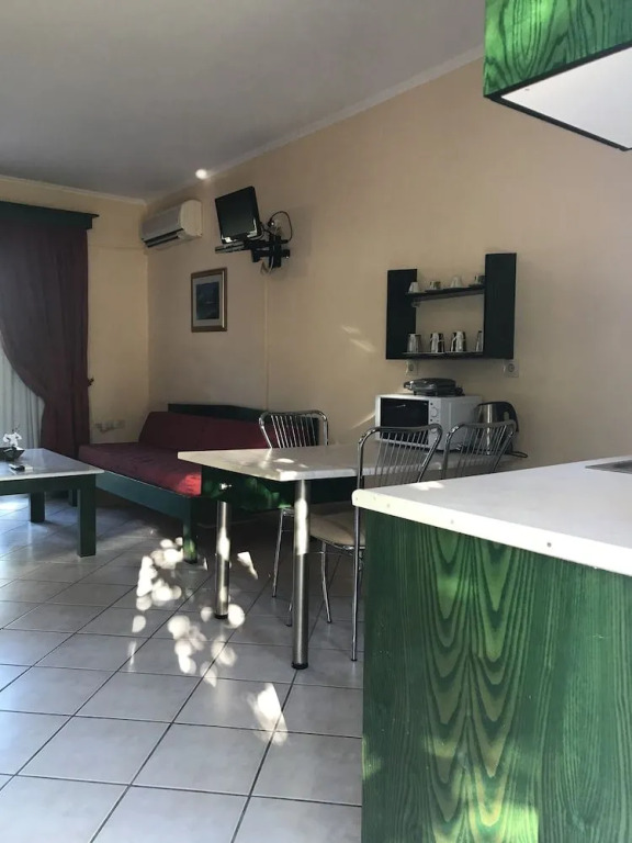 LEremo Luxury Apartments