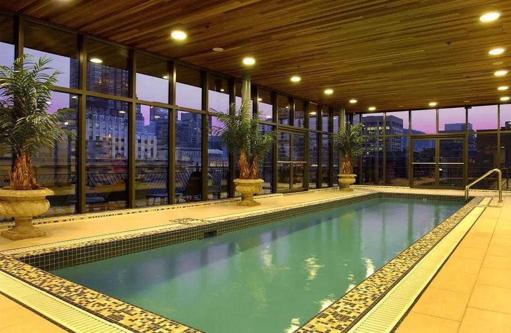 Le Square Phillips Hôtel & Suites