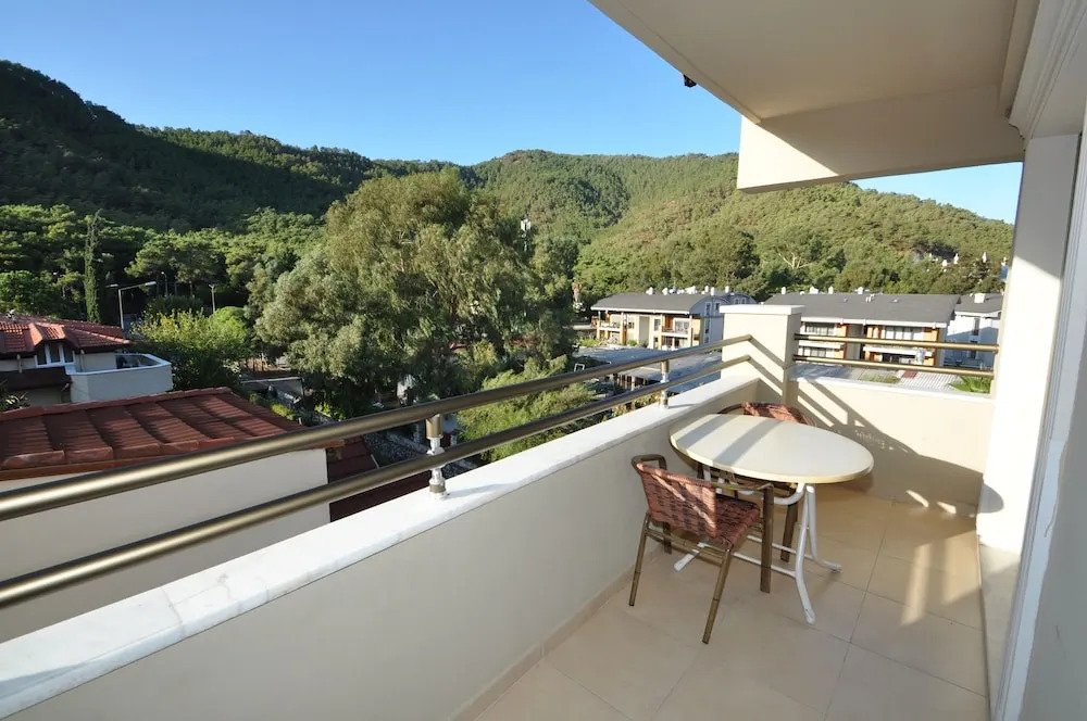 EcemHotel