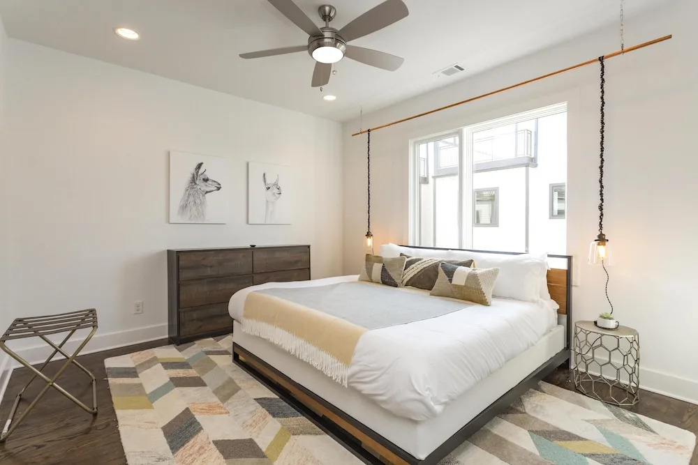 Ech1-2 Two Huge Homes Downtown Views & Tons of Outdoor Space! Sleeps 24!