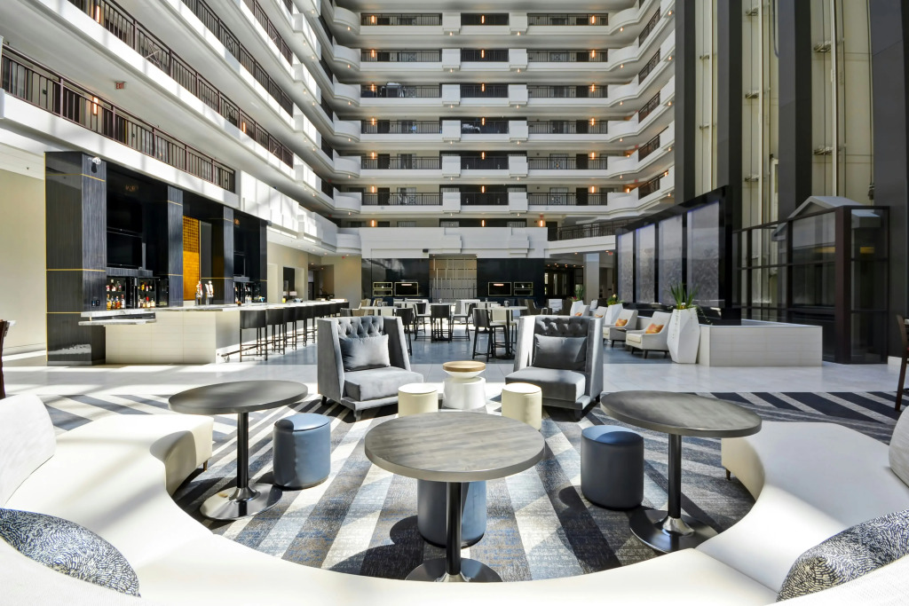 Отель Embassy Suites by Hilton Charlotte