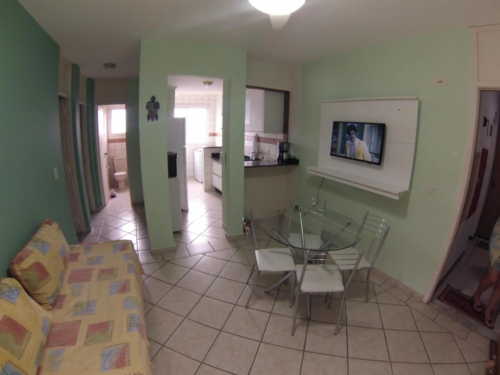 Apartamento charmoso a 50m da praia