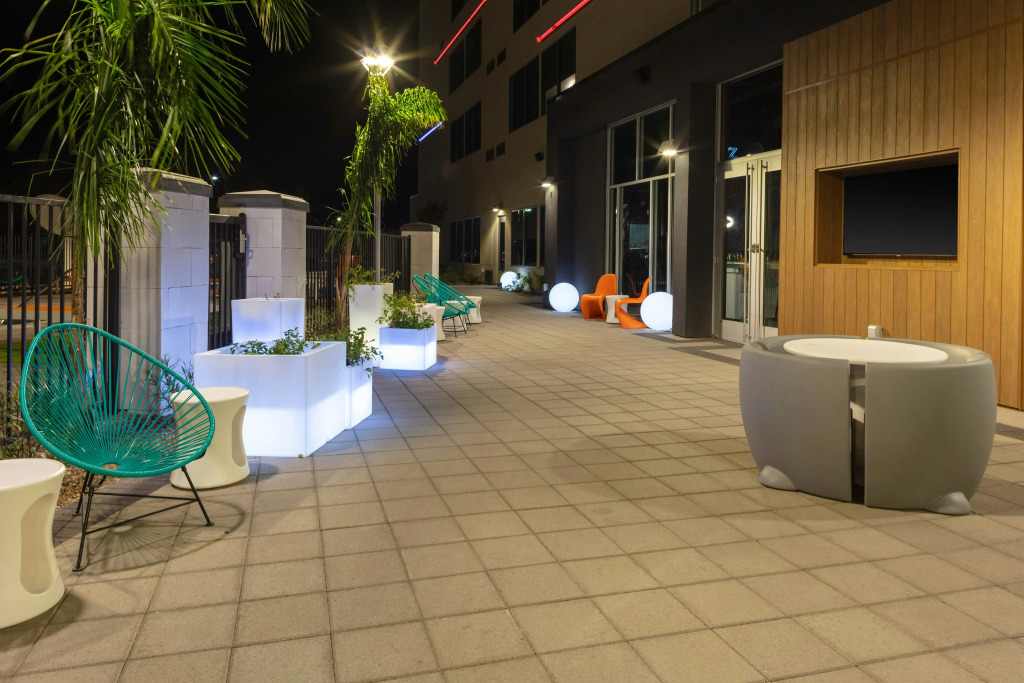 Aloft Glendale at Westgate