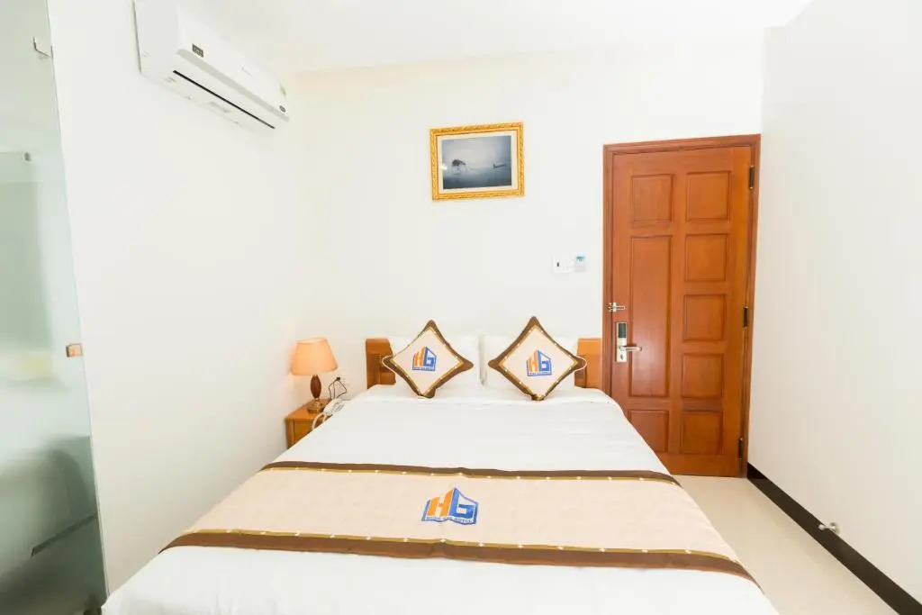 HUNG GIA HOTEL