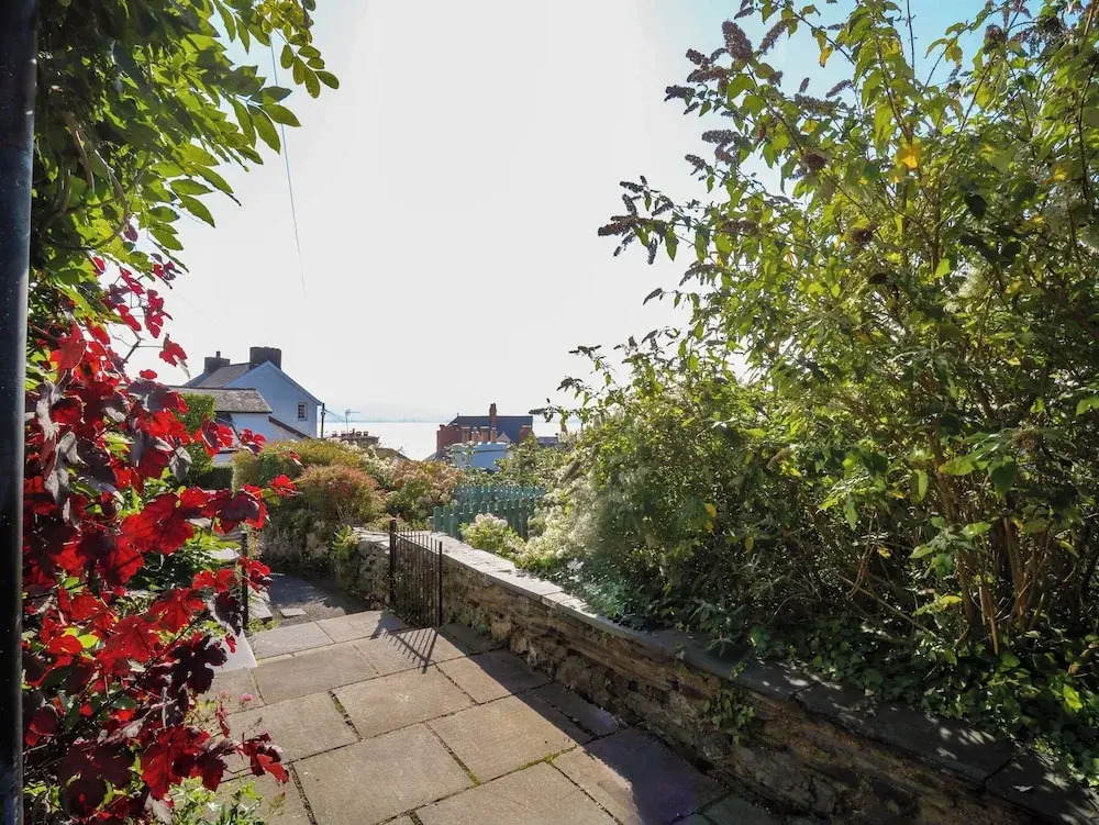 1 Gibraltar Terrace