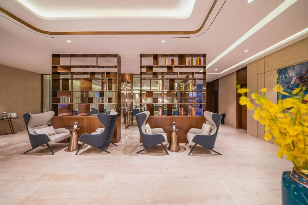 Yeste International Hotel (Nanning Wanxiang Mall ASEAN Business District Subway Station)
