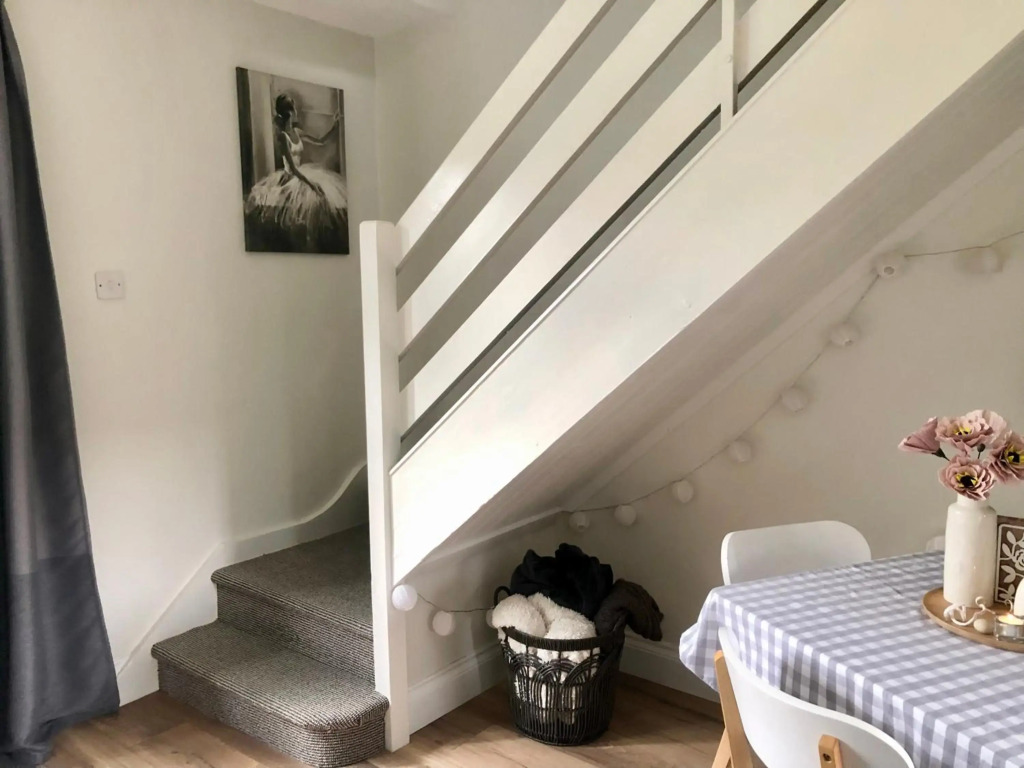 Charming, Modern Masonette in Heart of Fermoy River Town