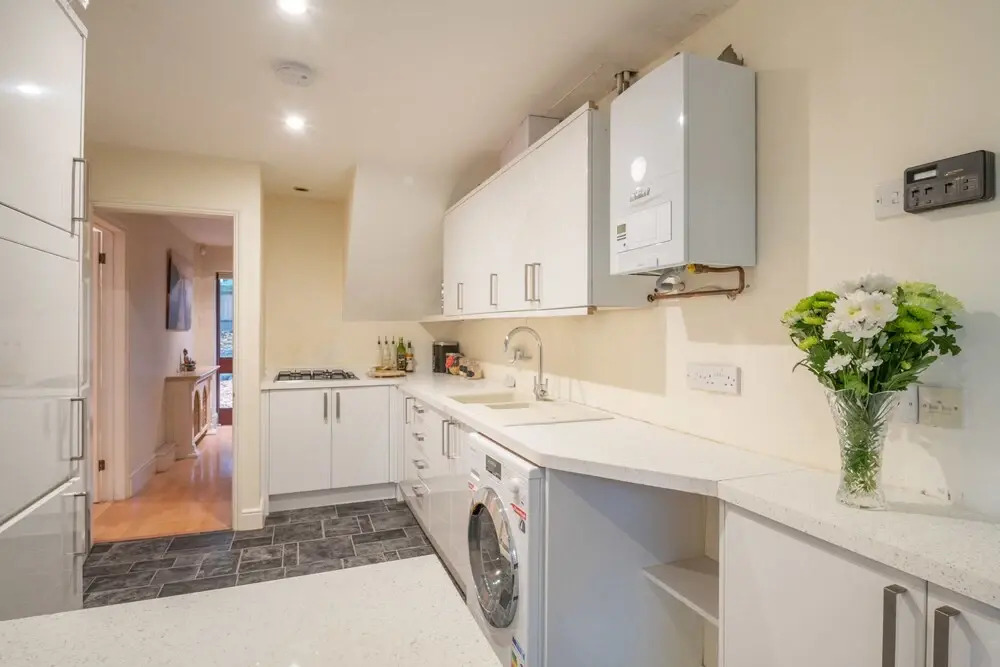 Charming Wimbledon Park Home close to Putney Heath