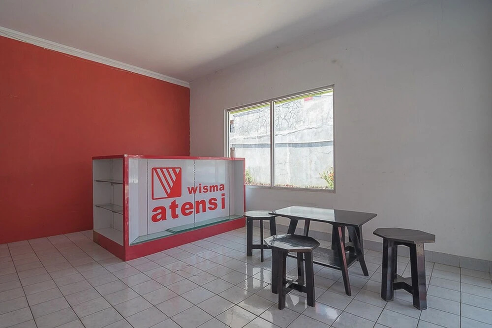 Wisma Atensi by RedDoorz