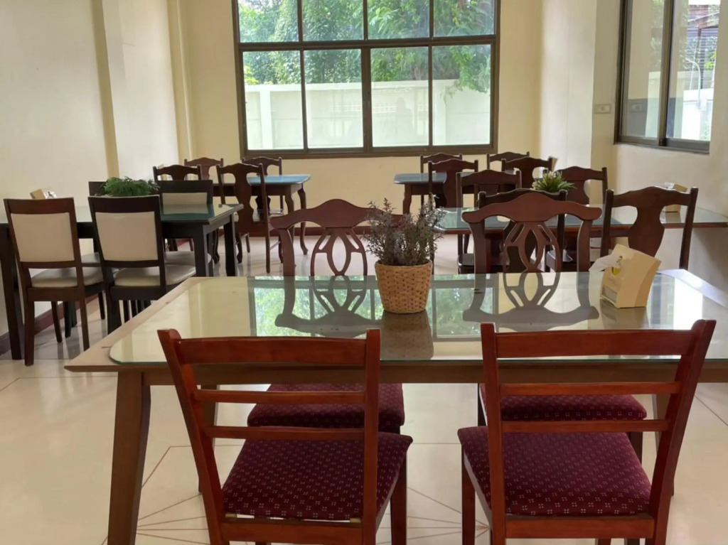 Tonkhoon Hotel