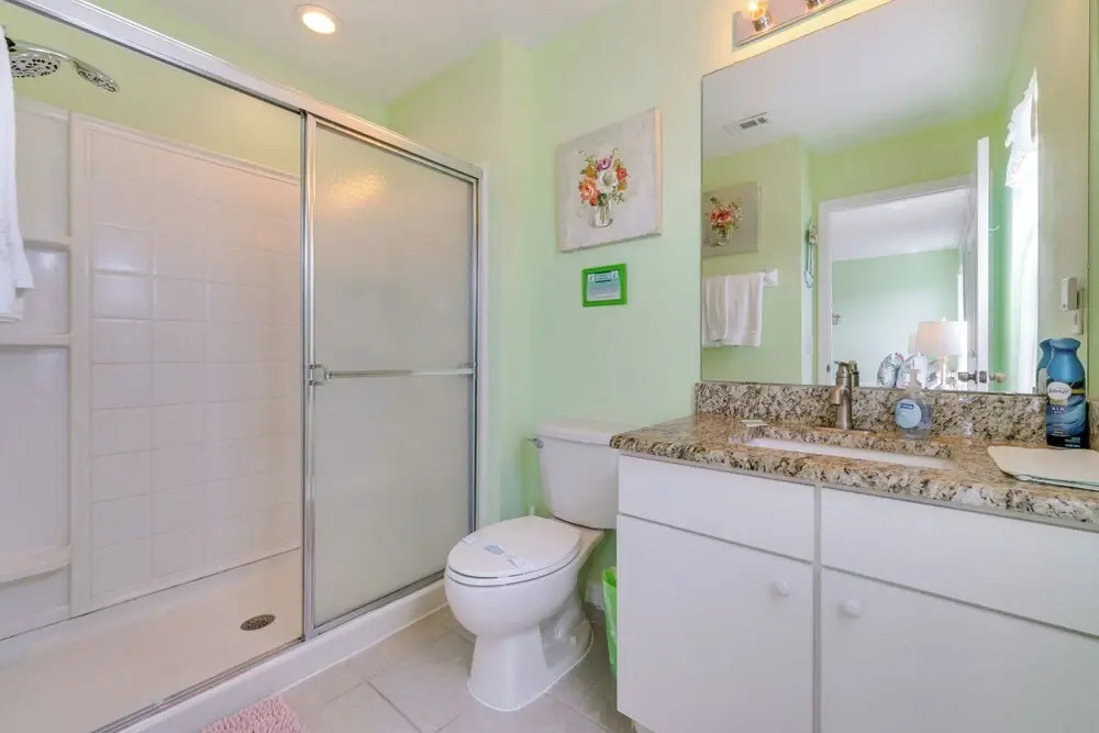 10 Mi to Disney Parks: Resort Retreat w/ Patio