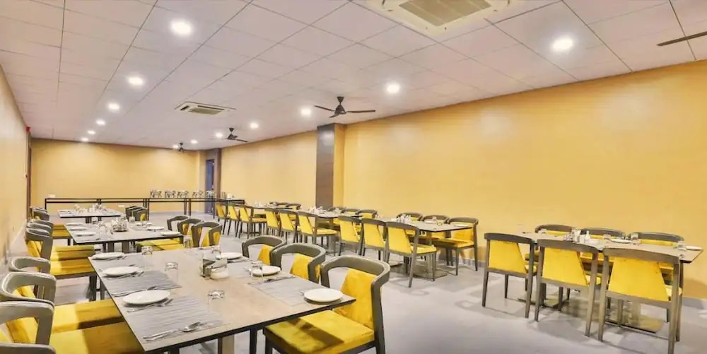 GenX Surat BY 1589 Hotels