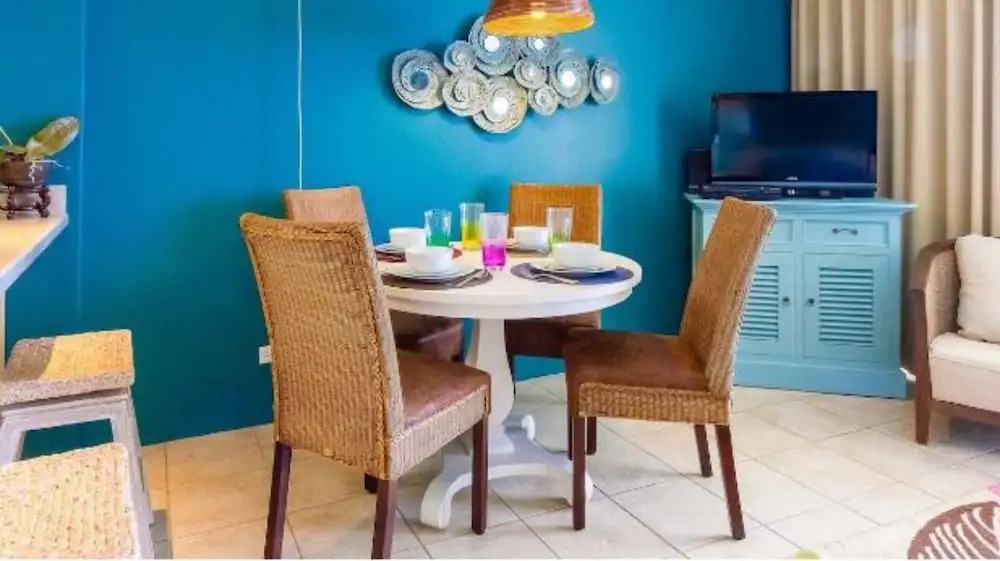 West Oahu Studio Condo at Makaha Beach