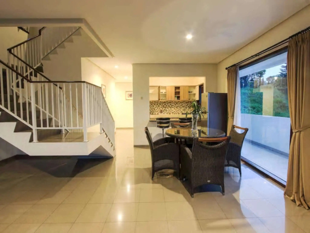 Villa Kencana Syariah, 6 Bed KingSize, View Gunung
