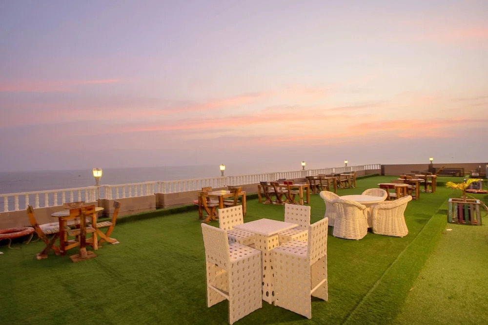 State Beach Resort & Spa