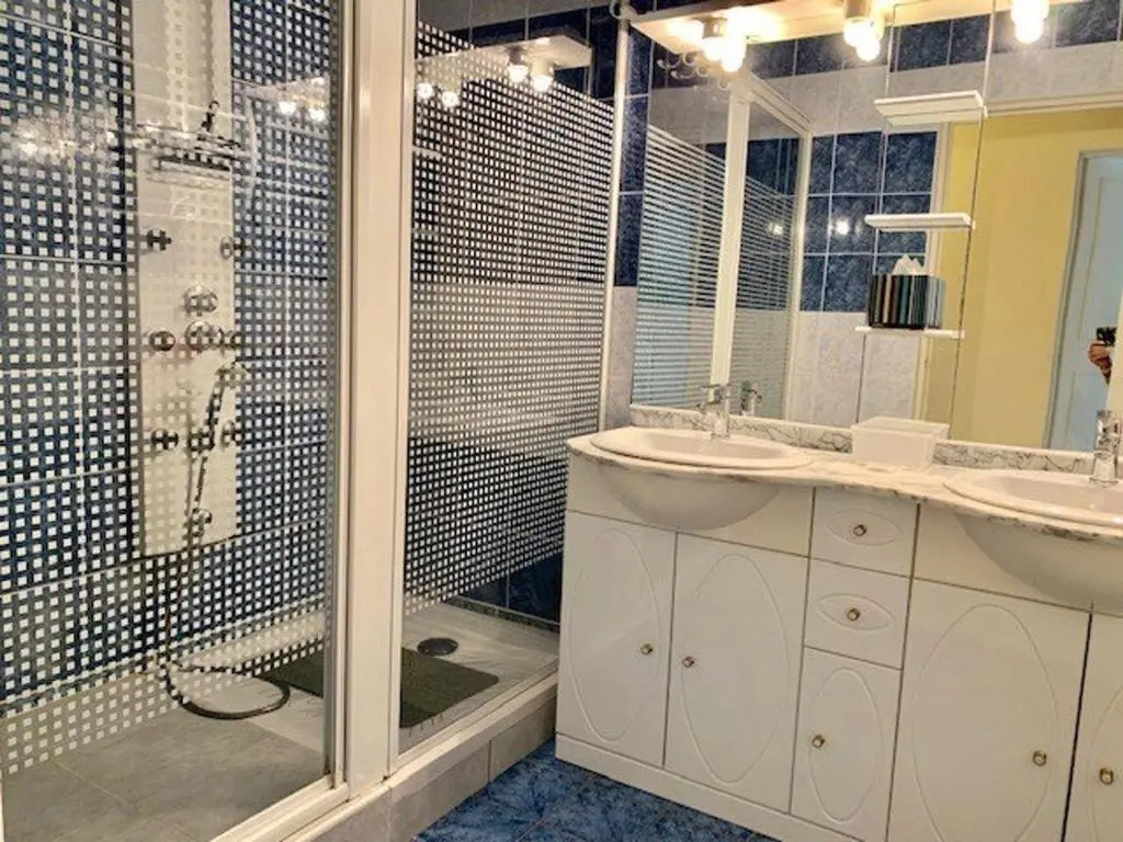 Maison Cap d'Agde, 5 pièces, 8 personnes - FR-1-607-23